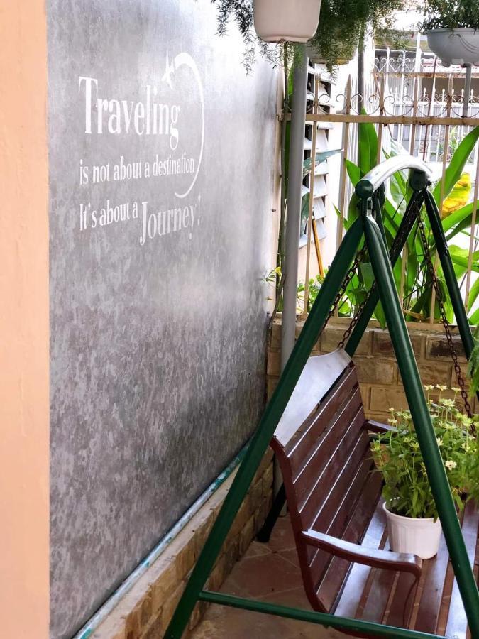 Hidden Hue Homestay Exterior foto